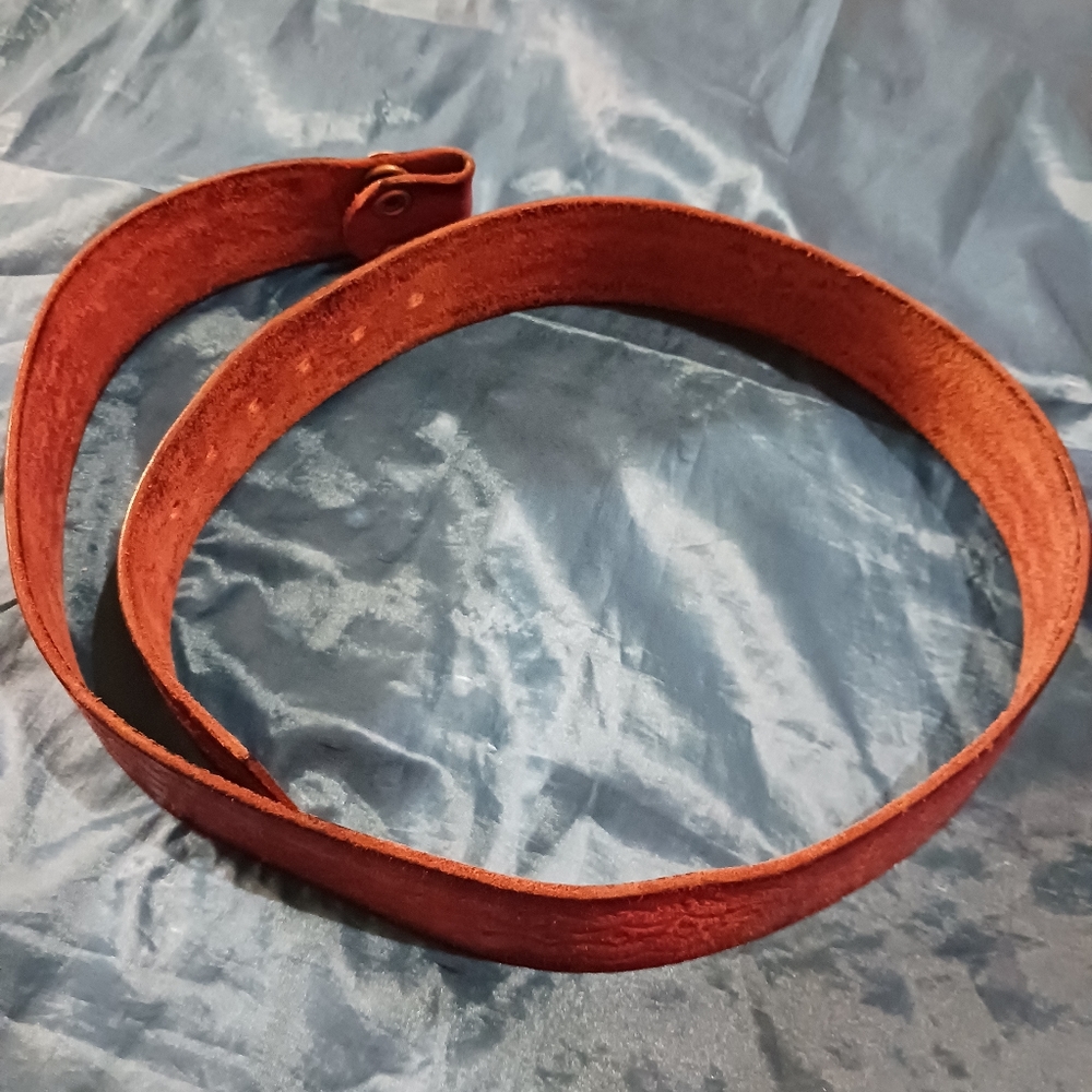 Leather belt